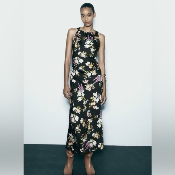 Mood - Picture 5 of 8